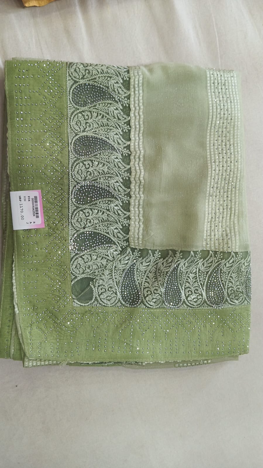 SKU ;RF211 RAJ FASHION NEW TREDDING CHIFFON WITH DAIMOND SAREE